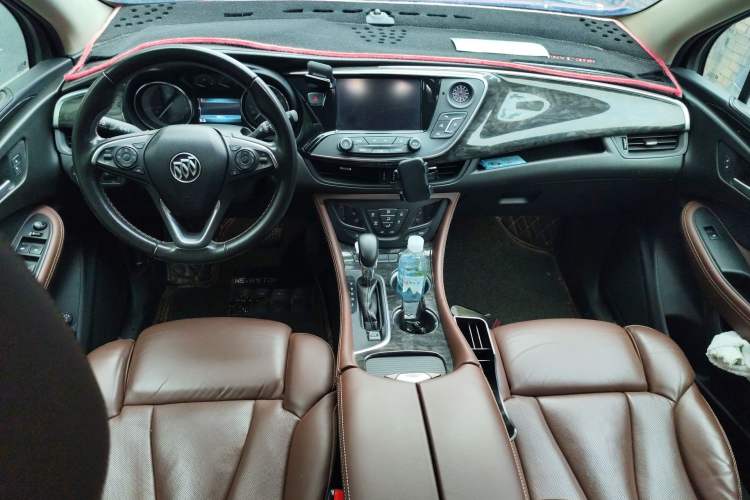 Used Buick Envision 2014 28T Four-Wheel Drive Luxury Model Center Console