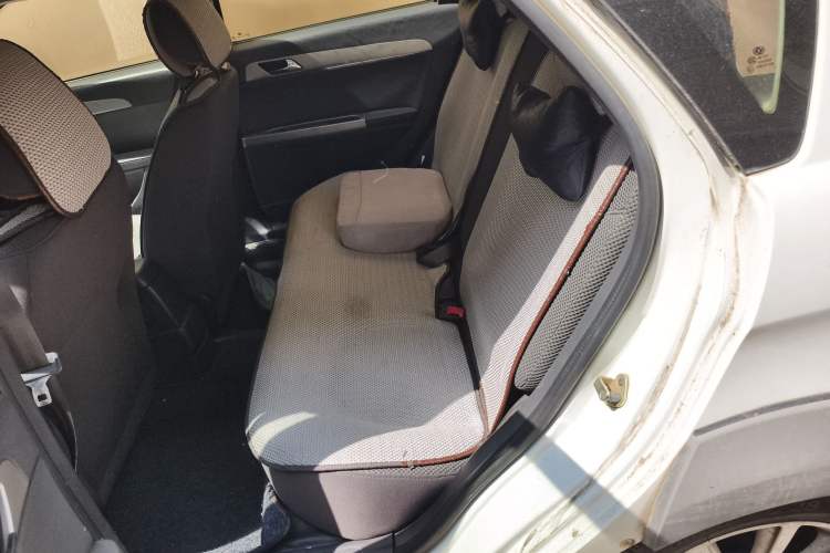 Used Dongfeng Aeolus H30 2010 1.6L Manual Luxury Version
