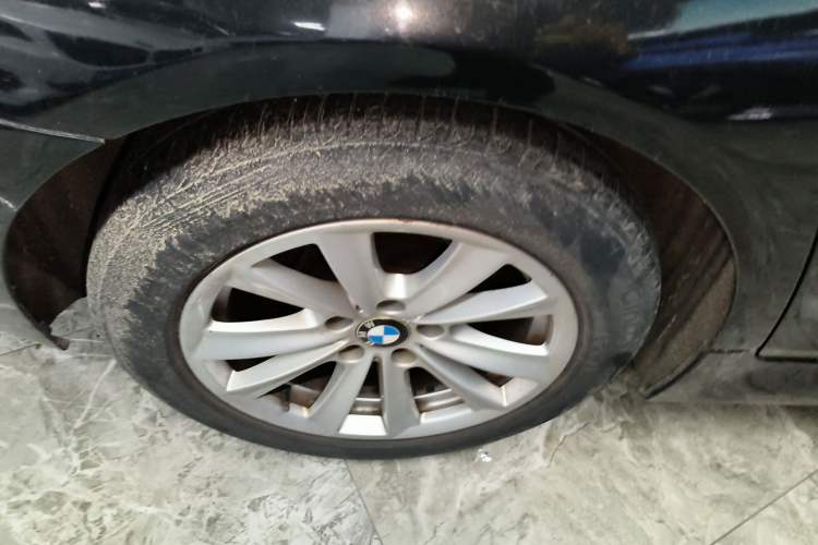 Used BMW 5 Series 2013 525Li Luxury Model