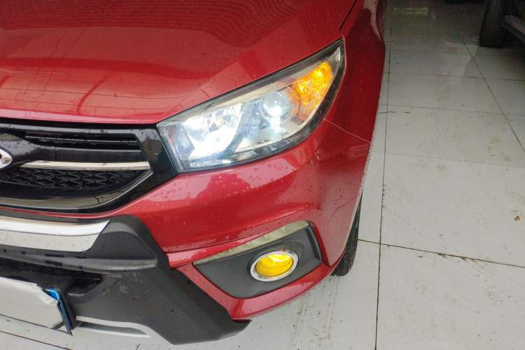 Used Chery Tiggo 3 2016 1.6L Manual Fashion Edition Left Front Headlight