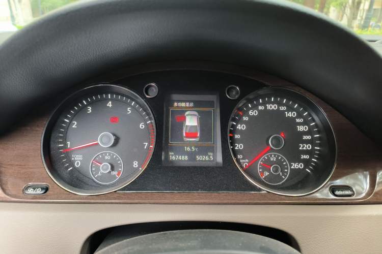 Used Volkswagen Magotan 2015 2.0 TSI Prestige Model Instrument Cluster