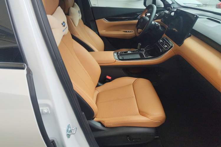 Used Geely Auto FX11 2025 4th Generation 1.5TD DCT - Shanhe
