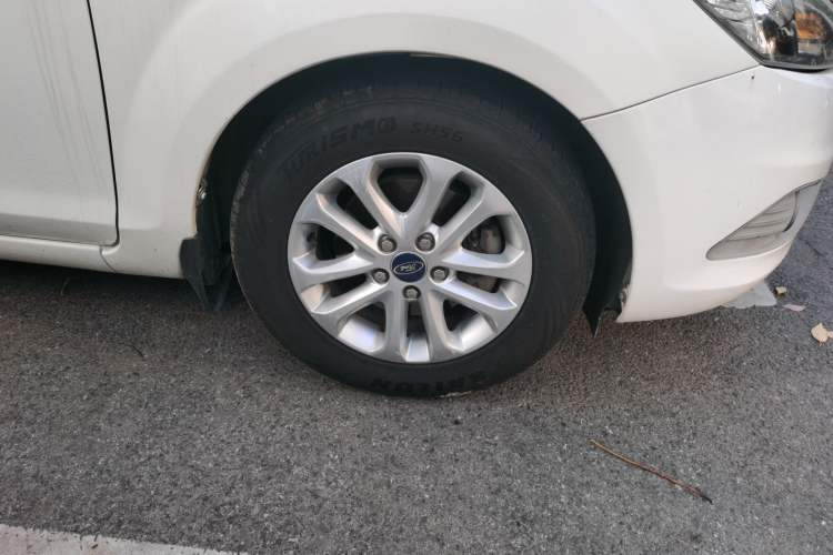 Used Ford Focus 2013 Hatchback Classic 1.8L Automatic Base Model