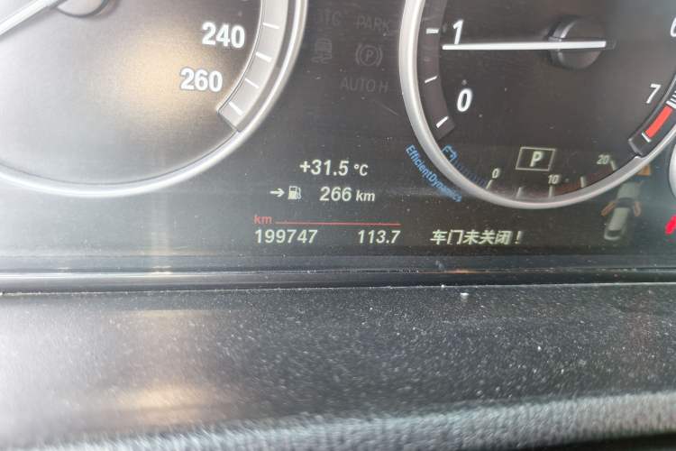 Used BMW X4 2016 xDrive20i M Sport Edition Odometer Close Up