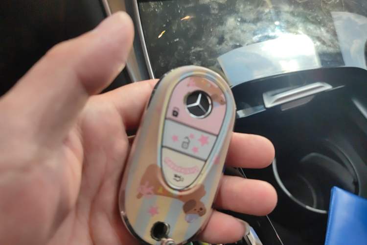 Used Mercedes-Benz GLC 2023 GLC 260 L 4MATIC Luxury Model 5 Seats Interior 1