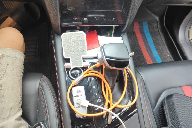 Used SOL A5 2021 1.5T CVT Luxury Smart Model Gear Lever