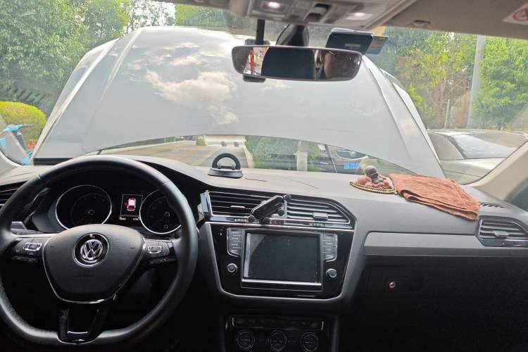 Used Volkswagen Tiguan L 2018 380TSI Automatic All-Wheel Drive Luxury Edition
