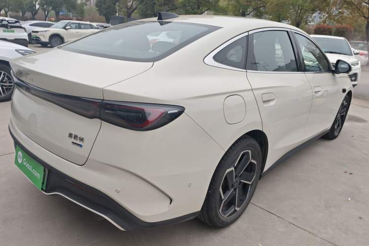 Used BYD Seal 06 New Energy 2025 DM-i Intelligent Drive 120KM Flagship Model Rear Right 45 Deg