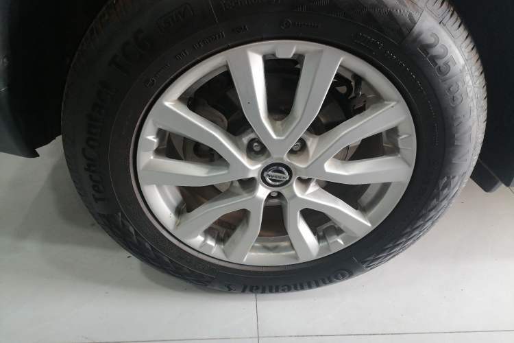 Used Nissan X-Trail 2019 2.0L CVT Smart Connect Comfort Edition 2WD
