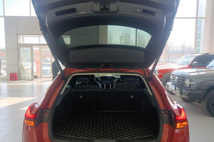 Used Lexus UX 2019 260h Explore-Cool Edition China VI Standard
