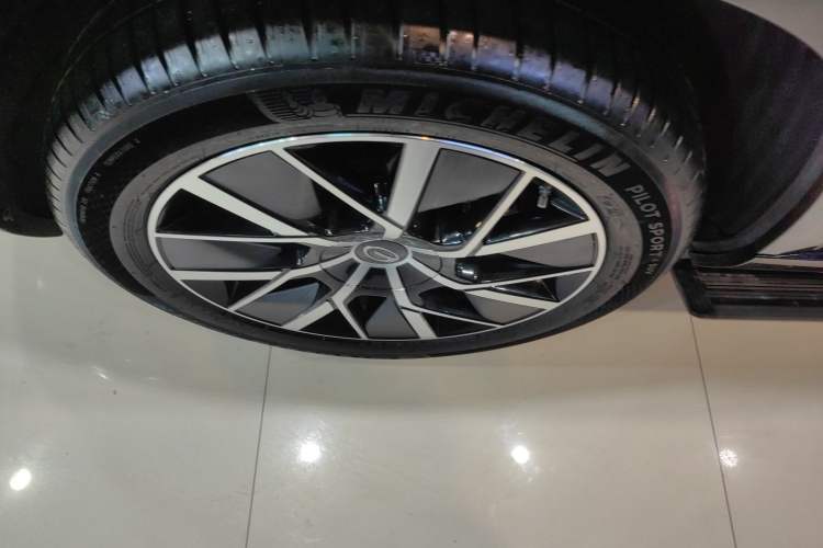 Used GAC Trumpchi Xiangwang S7 2025 180km Ultra All-Wheel Drive LiDAR Edition Exterior 5