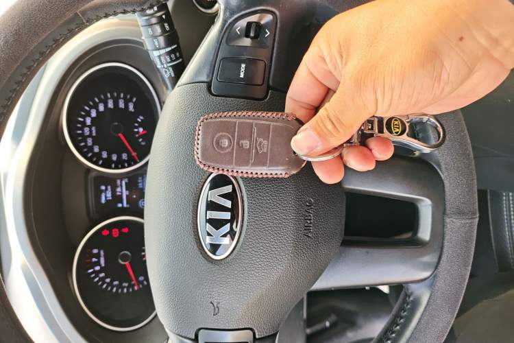 Used Kia Sportage R 2016 2.0L Automatic Two-Wheel Drive GLS Trim
