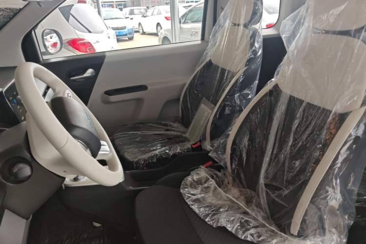 Used CHANGAN NEVO Lumin 2026 Model Treasure Edition 205km Passionate Beige Ningde Left Front Seat