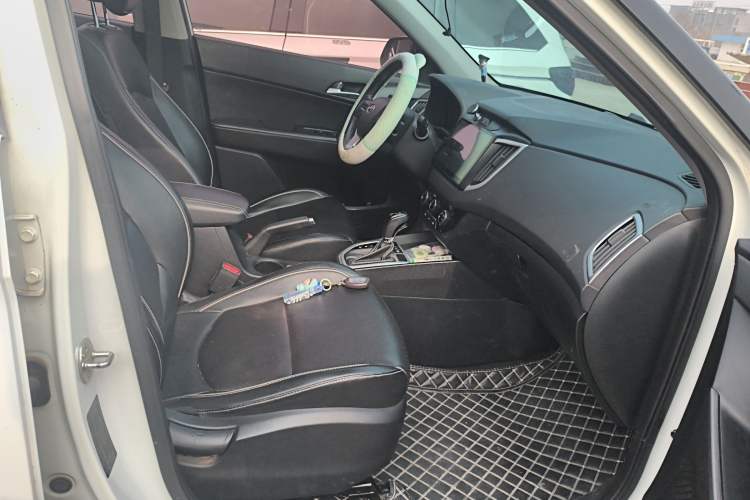 Used Hyundai ix25 2017 1.6L Automatic Smart Version
