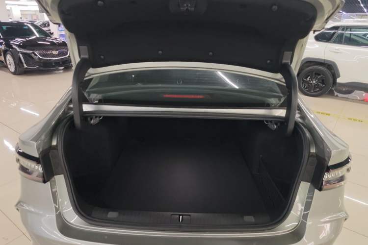 Used Chery Arrizo 8 2023 High-Performance Edition 2.0T DCT Powerfully Equipped