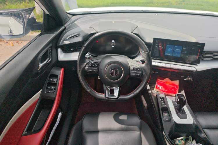 Used MG 5 2021 300TGI DCT Luxury Flagship Edition

