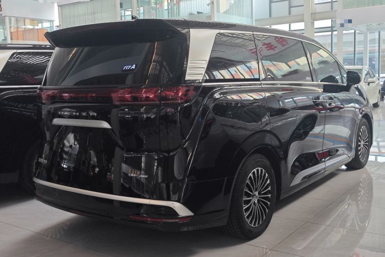 Used Denza D9 2022 DM-i 970 Four-Wheel Drive Prestige Model Rear Right 45 Deg