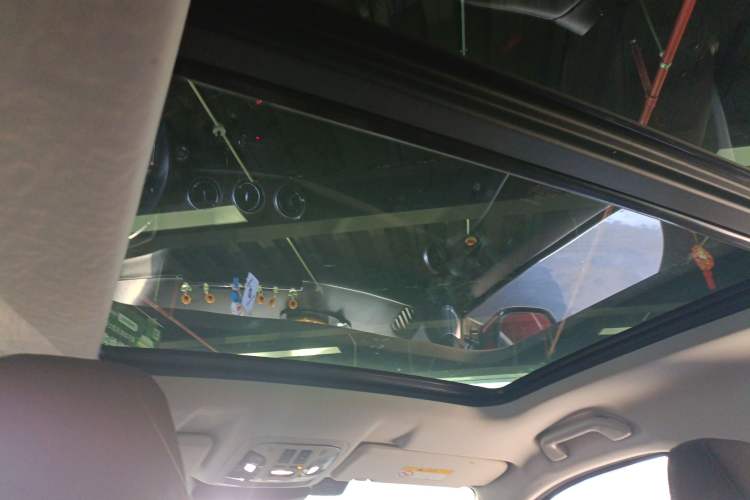 Used Wey VV6 2020 2.0T Two-Wheel Drive Smart Protection+