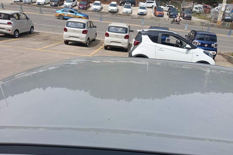 Used Wuling Hongguang MINIEV 2025 Four-Door Version Advanced Edition Roof