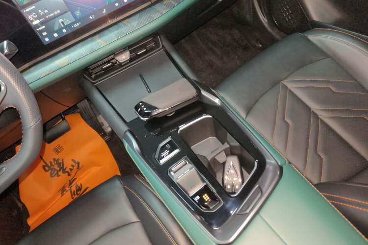 Used Changan UNI-T 2023 2nd Generation 1.5T Sport Edition Flagship Version