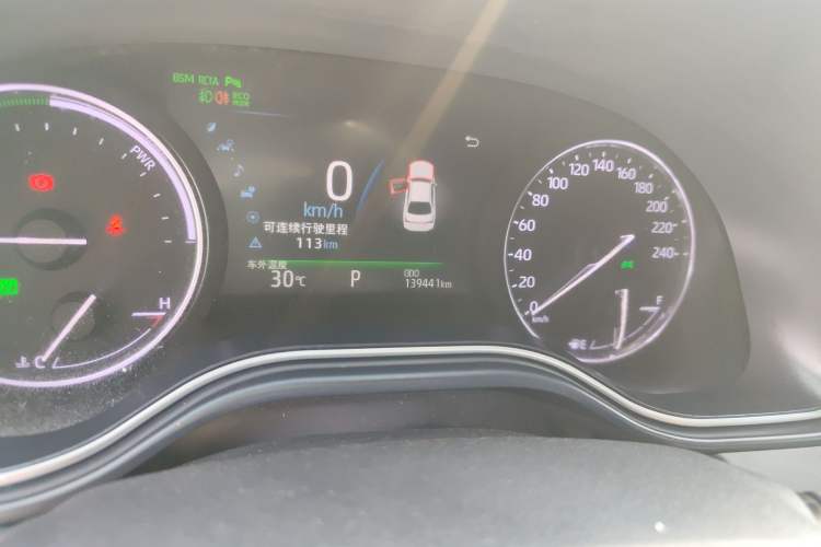 Used Toyota Avalon 2019 Dual-Engine 2.5L XLE Prestige Version China V Standard
