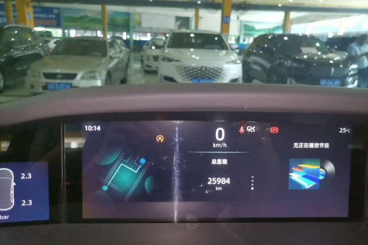 Used CHANGAN UNI-K 2023 2.0T Two-Wheel Drive Yue Ling Trim
