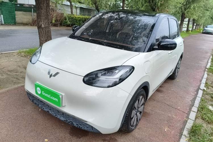 Used Wuling Bingo 2023 333 km Lingxi Connected+ Version