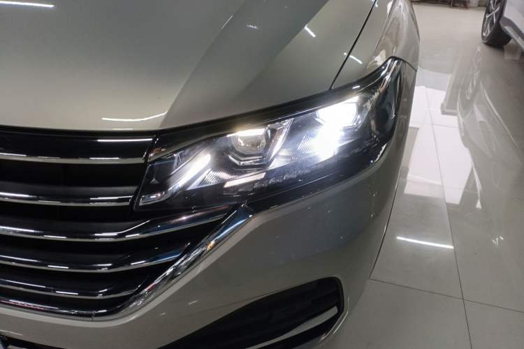 Used Volkswagen Viloran 2024 330TSI Luxury Edition