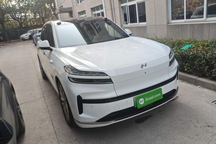 Used ONVO Luxeed L90 2025 Model—Ultra Six-Seater Version