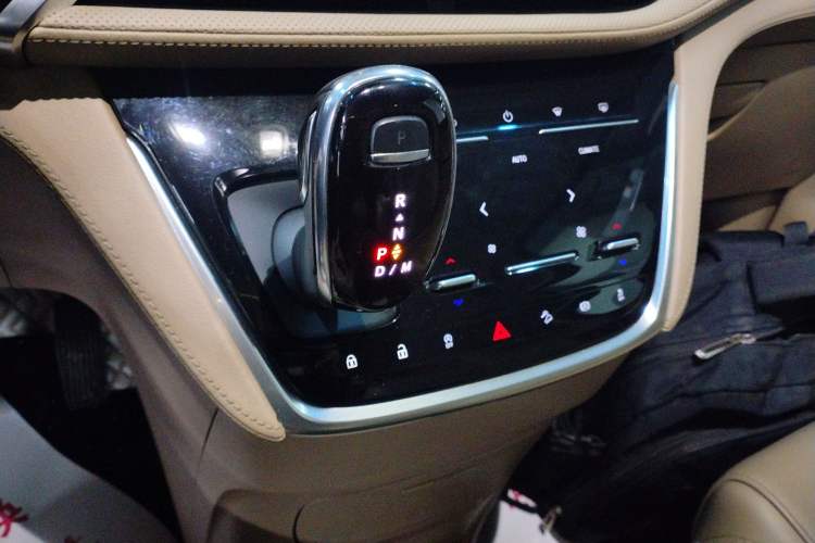 Used Buick GL8 2021 ES Land Cruiser 653T Flagship Model Gear Lever