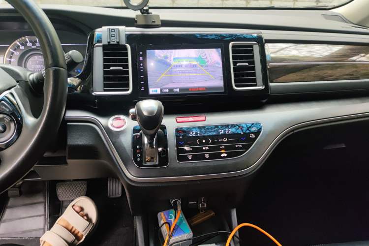 Used Honda Elysion 2016 2.4L Comfort Edition Audio And AC Panel