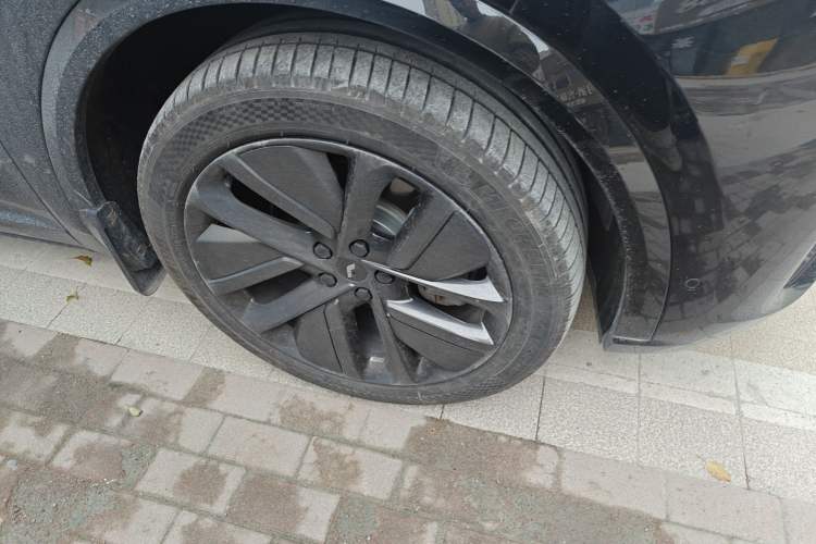 Used Li Auto L8 2024 Ultra Model