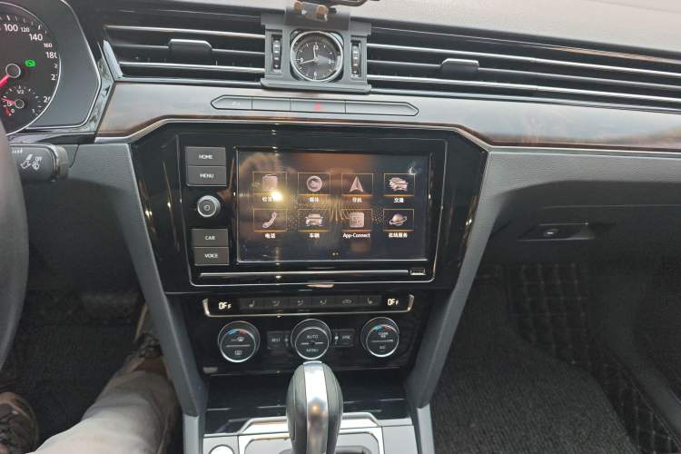 Used Volkswagen Magotan 2019 330TSI DSG Luxury Version China VI Standard