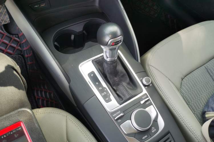 Used Audi A3 2019 Sportback 35 TFSI Sporty Version National V Gear Lever