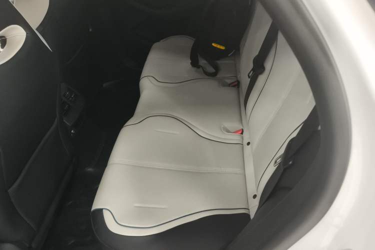 Used BYD Destroyer 05 2024 HONOR Edition DM-i 55KM Luxury Model Left Rear Seat