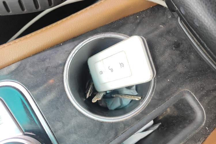 Used BYD Qin New Energy 2017 1.5T Luxury Model Vehicle Key