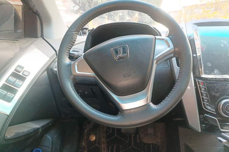 Used Luxgen U6 SUV 2014 1.8T Fashion Edition
