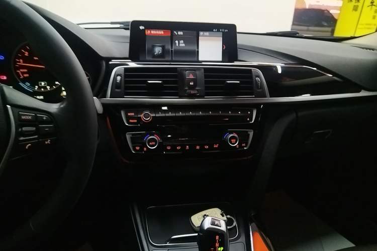 Used BMW 3 Series 2019 320Li Fashion Model