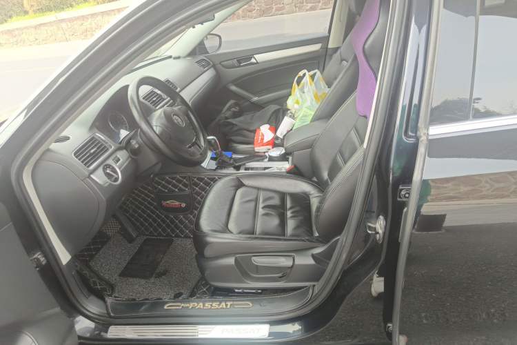 Used Volkswagen Passat 2013 1.8TSI DSG Prestige Edition Left Front Seat
