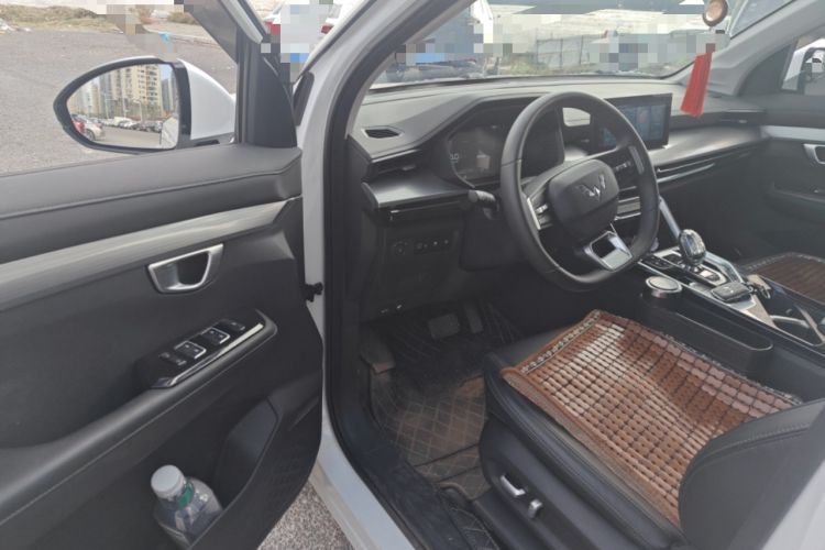 Used Wuling Asta 2022 2.0L DHT Electric-Speed Version