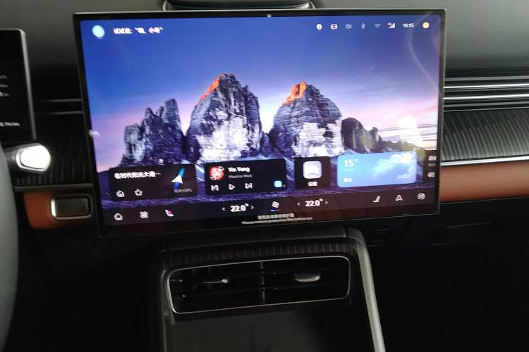 Used Chery Tiggo 8 2026 Model, 5th Generation Tiger Model, Kunpeng 1.6T Automatic Flagship Version Audio And AC Panel