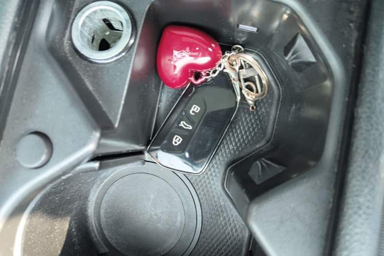 Used Volkswagen Golf 2021 200TSI DSG Pro Vehicle Key