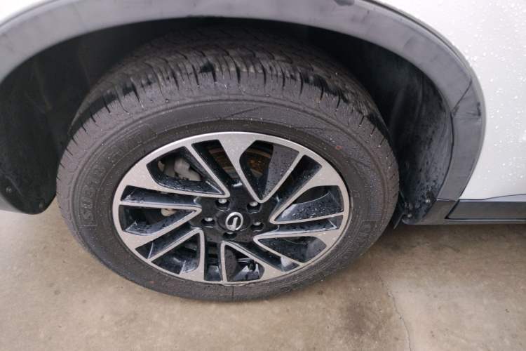 Used GAC Trumpchi GS4 2017 235T Automatic Two-Wheel Drive Elite Edition Right Rear Wheel Hub