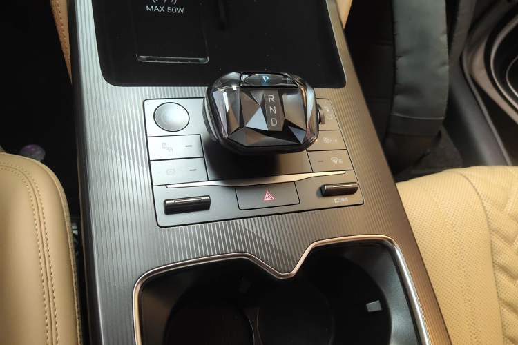 Used BYD Song L DM-i 2024 112 km Beyond Edition
