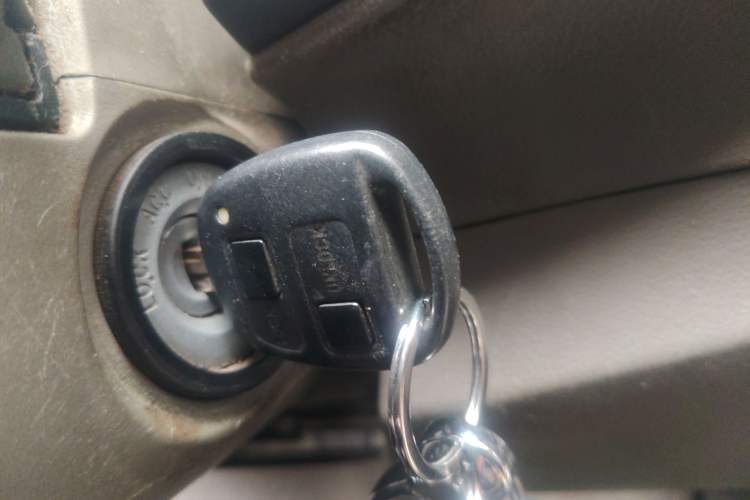 Used Great Wall Wingle 5 2014 2.8T Entry-Level Big Double-Cab GW2.8TC Vehicle Key