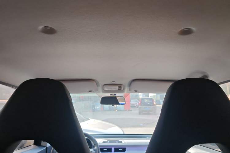 Used Chery QQ Ice Cream 2022 120km Conical Shape Lithium Iron Phosphate
