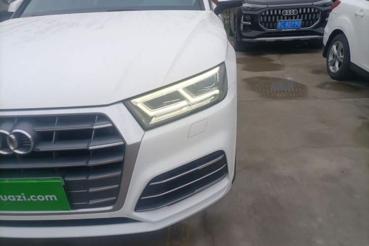 Used Audi Q5L 2018 40 TFSI Prestige Fashion Edition China VI Left Front Headlight