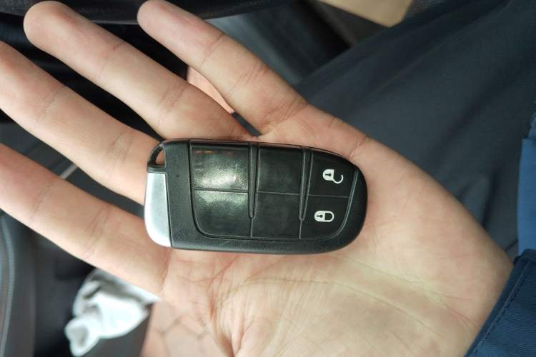 Used Jeep Compass 2017 200T Automatic Family Edition Vehicle Key