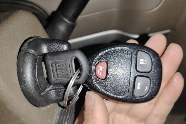 Used Buick GL8 2014 2.4L Classic Edition