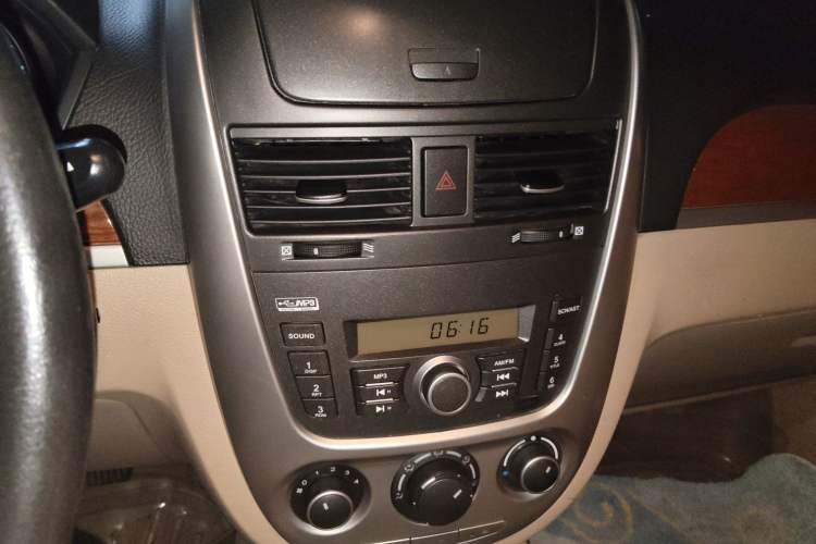 Used Buick Excelle 2013 1.5L Automatic Luxury Model
